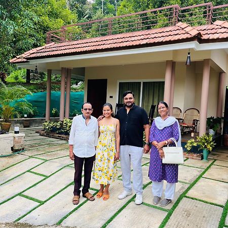 Fab Valley Homestay ムンナル エクステリア 写真