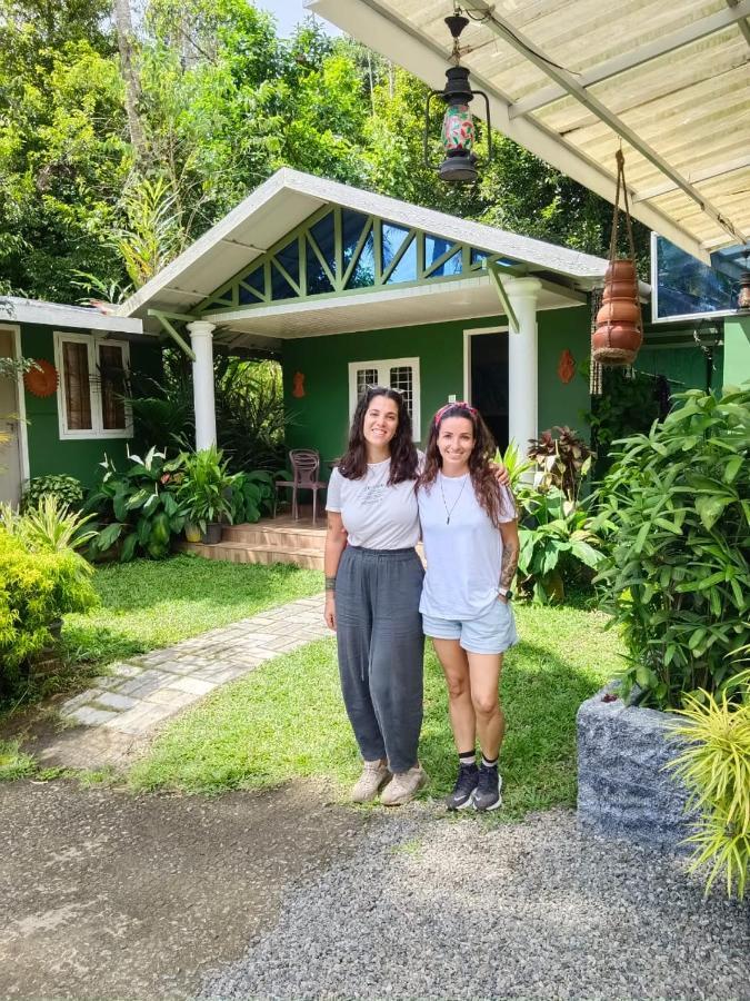 Fab Valley Homestay ムンナル エクステリア 写真