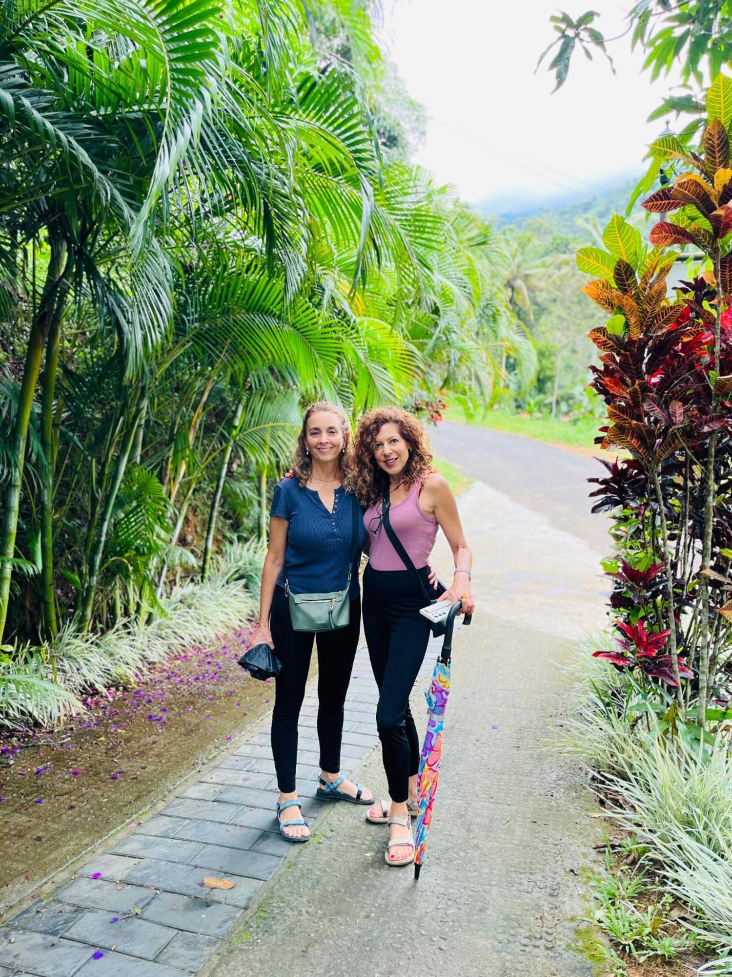 Fab Valley Homestay ムンナル エクステリア 写真