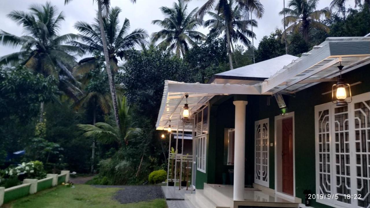 Fab Valley Homestay ムンナル エクステリア 写真